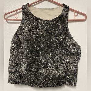Lululemon Wunder train tank. Black space marl. Size 6 Wore once.